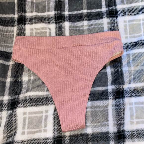 Pink bathing suit - Picture 4 of 4